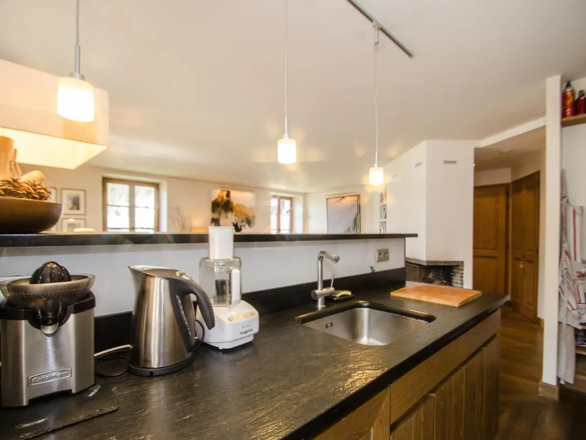Appartement De Standing Avec Balcon Et Wifi A Chamonix - Fr-1-343-176